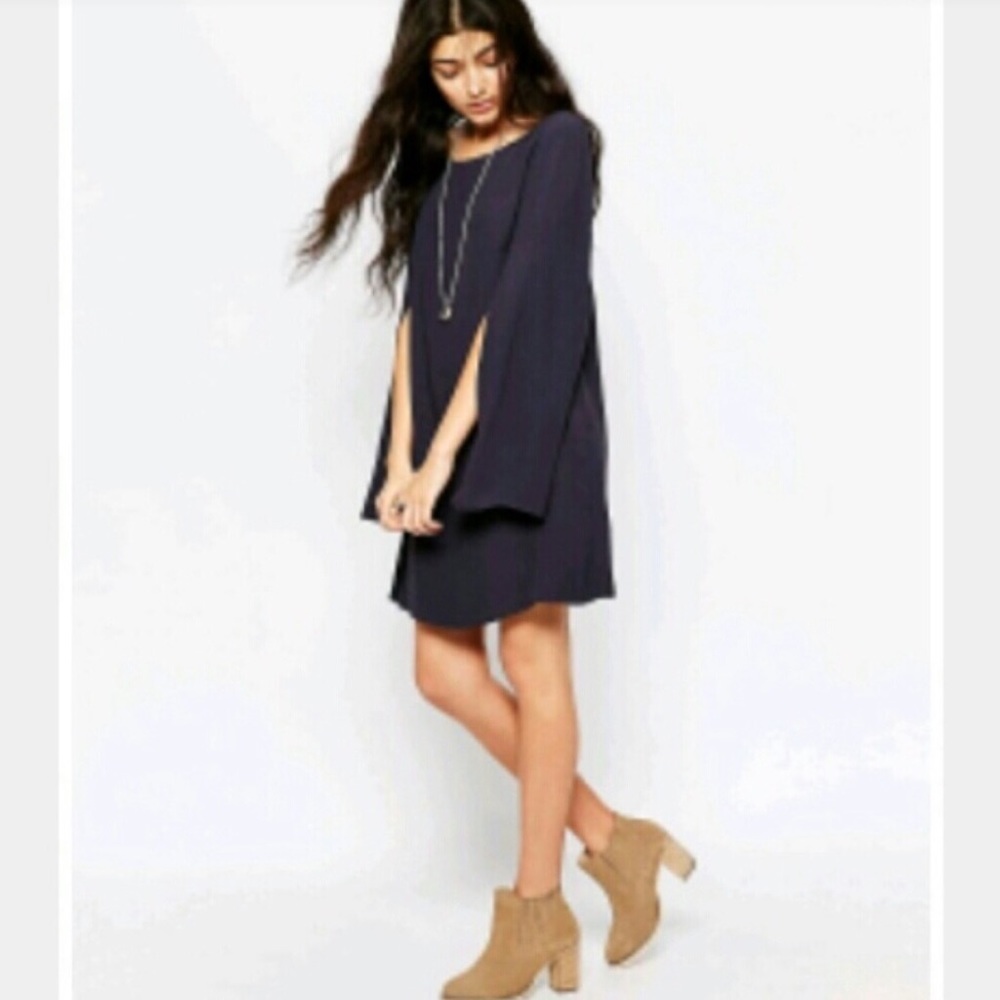 NWT FREE PEOPLE Some Like It Hot Cape Dress with Split Sleeves in Mineral S - Picture 7 of 13